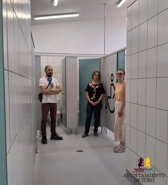 La Piscina Municipal de Toro estrena nuevos vestuarios