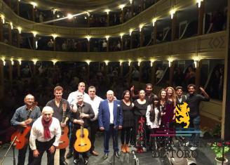 Recaudan 1.908 euros para UCCTA con un festival flamenco