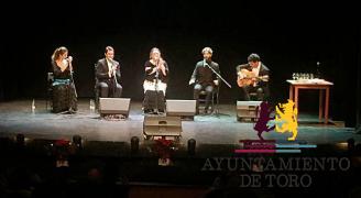 La Zambomba de Jerez derrocha fantas&iacute;a en el Latorre