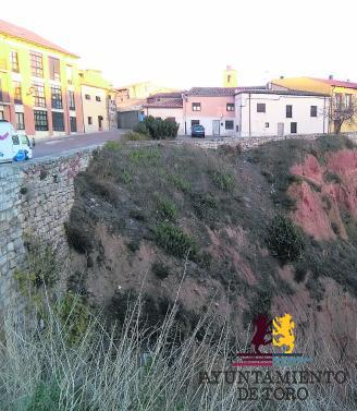 El Ayuntamiento denuncia la utilizaci&oacute;n de las Barranqueras como un ``vertedero``