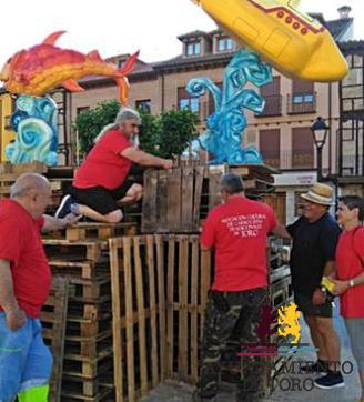La asociaci&oacute;n de carrocistas de Toro retoma su actividad con la hoguera de San Juan