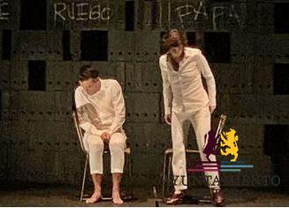 Lorca impresiona en el escenario del Teatro Latorre