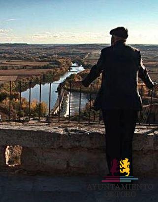 El documental sobre Jes&uacute;s L&oacute;pez Cobos se emitir&aacute; el domingo en TVE