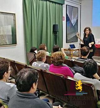 La Casa de Cultura conmemora el D&iacute;a de la Mujer con cuentos narrados por Isabel Benito