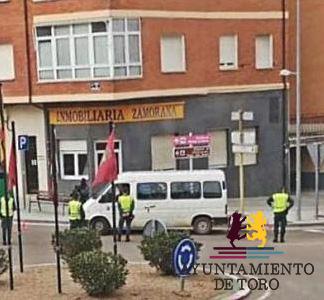 Los Cuerpos de Seguridad intensifican su presencia en Toro para poner fin a la desobediencia de los vecinos ante el coronavirus