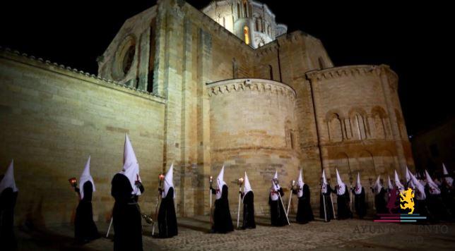 La Junta Pro Semana Santa de Toro repartir&aacute; 600 euros en premios con un concurso de fotograf&iacute;a