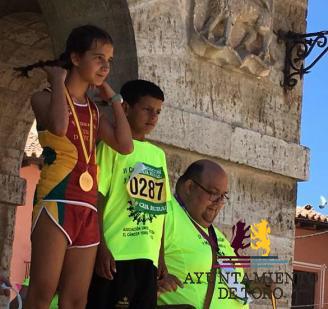 La marcha ben&eacute;fica de UCCTA re&uacute;ne a 500 participantes