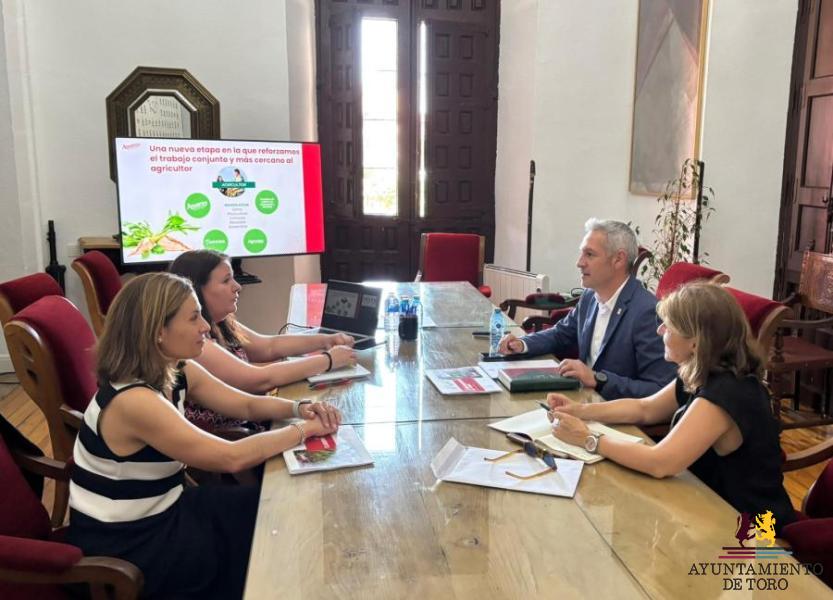 El Ayuntamiento de Toro y Azucarera refuerzan su colaboraci&oacute;n para impulsar la actividad econ&oacute;mica y el empleo en el municipio